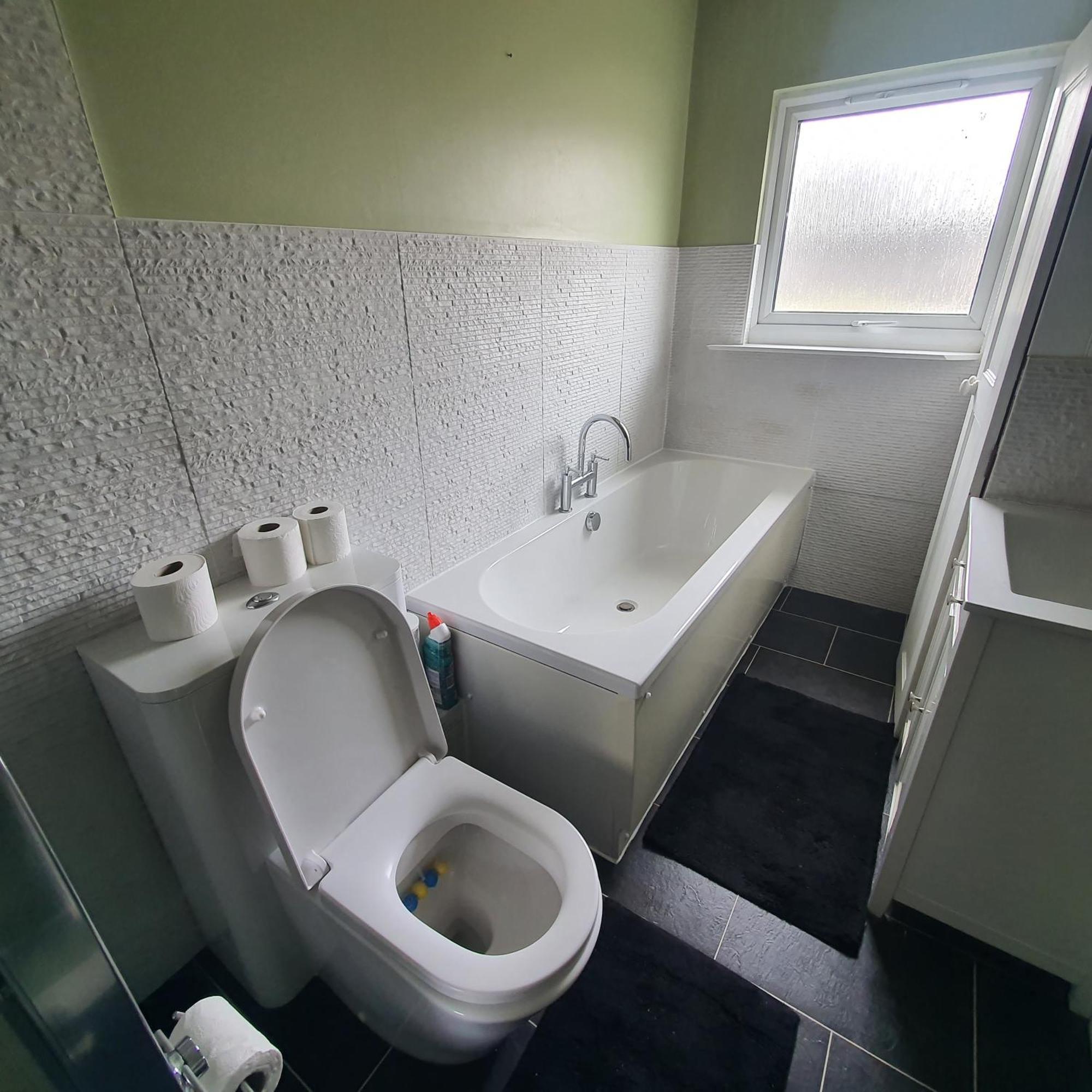 Beautiful And Cozy 2 Bedroom Apartment Billericay Exterior photo